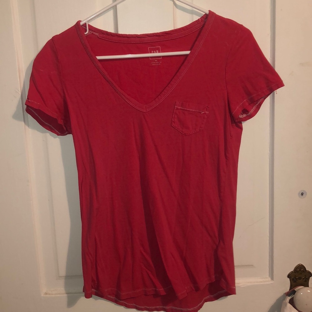 Basic V neck tee